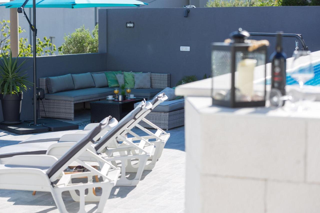 Apartments Lidija - Sea View Apartment With Exclusive Right Of Using Hot Tub Or Split Level Apartment With Exclusive Right Of Using Pool 포드스트라나 외부 사진