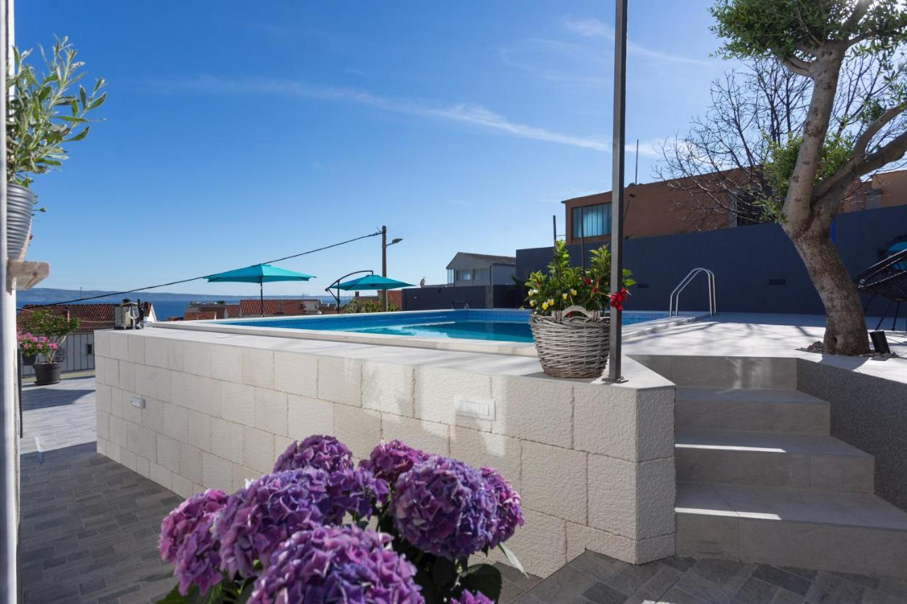 Apartments Lidija - Sea View Apartment With Exclusive Right Of Using Hot Tub Or Split Level Apartment With Exclusive Right Of Using Pool 포드스트라나 외부 사진