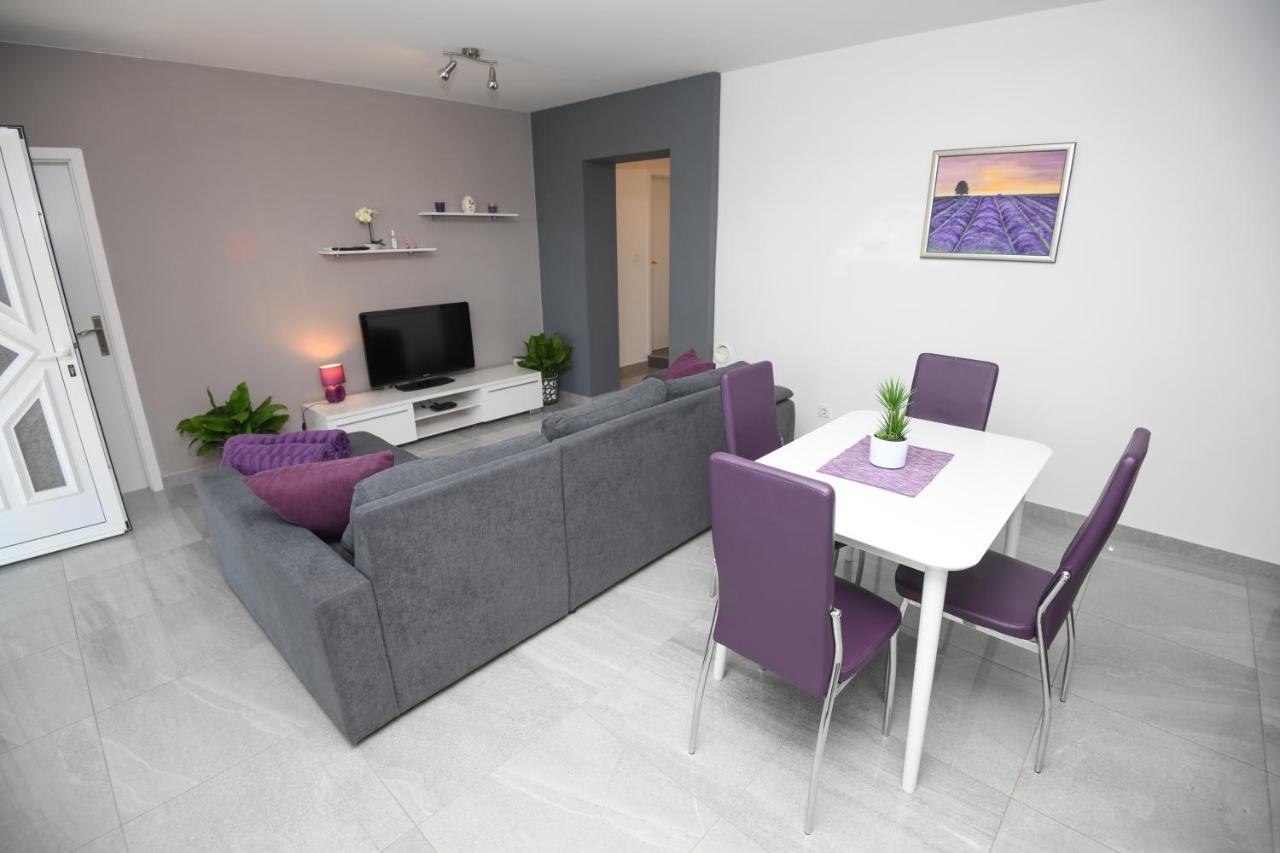 Apartments Lidija - Sea View Apartment With Exclusive Right Of Using Hot Tub Or Split Level Apartment With Exclusive Right Of Using Pool 포드스트라나 외부 사진