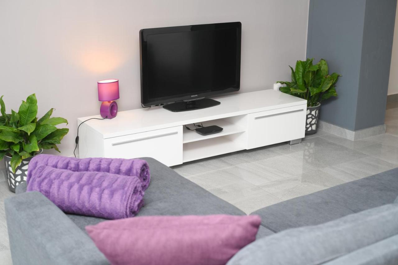 Apartments Lidija - Sea View Apartment With Exclusive Right Of Using Hot Tub Or Split Level Apartment With Exclusive Right Of Using Pool 포드스트라나 외부 사진
