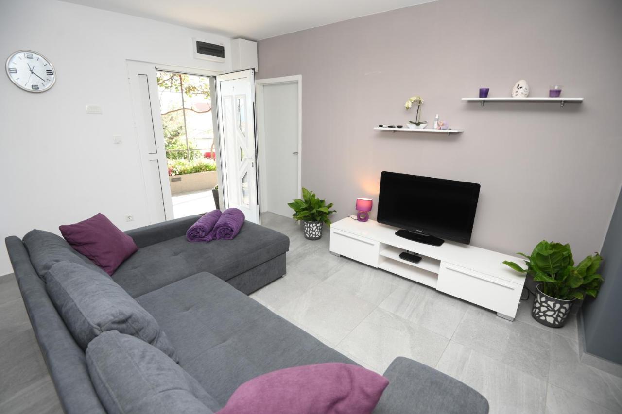 Apartments Lidija - Sea View Apartment With Exclusive Right Of Using Hot Tub Or Split Level Apartment With Exclusive Right Of Using Pool 포드스트라나 외부 사진