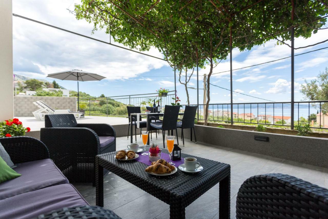 Apartments Lidija - Sea View Apartment With Exclusive Right Of Using Hot Tub Or Split Level Apartment With Exclusive Right Of Using Pool 포드스트라나 외부 사진